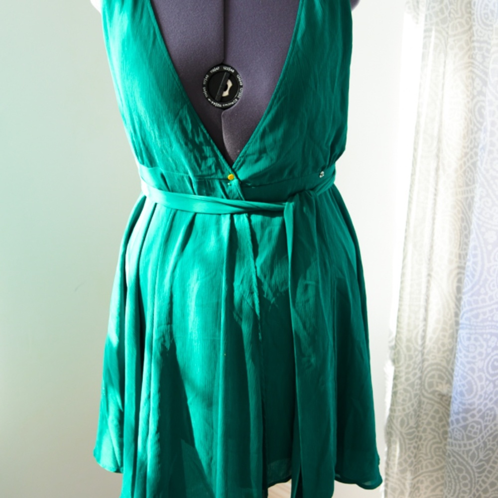 BB Dakota Emerald Wrap Dress With Sash